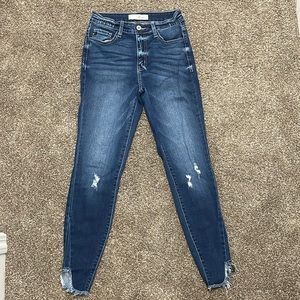 KanCan High Rise Skinny Ankle Jeans Frayed Side Step Hem Stone, size 3/25